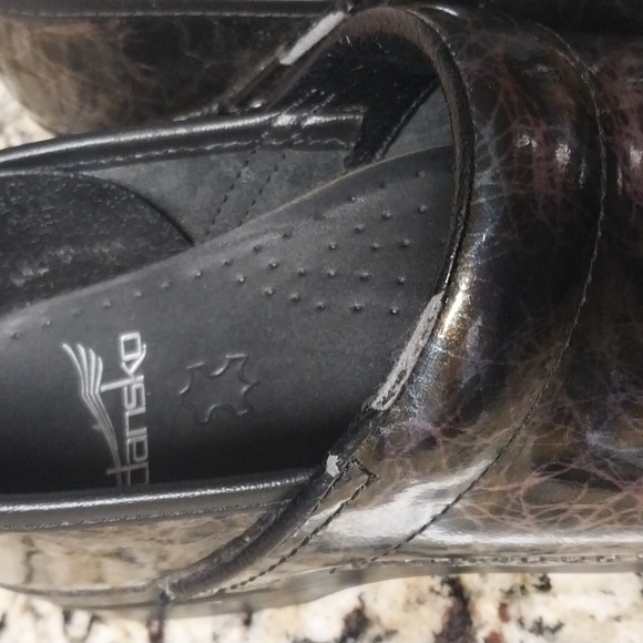 Dansko clog. Iridescent color. - Picture 2 of 7